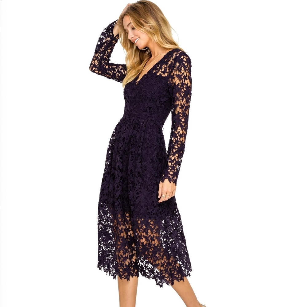 ASTR Long Sleeve Lace Midi Dress